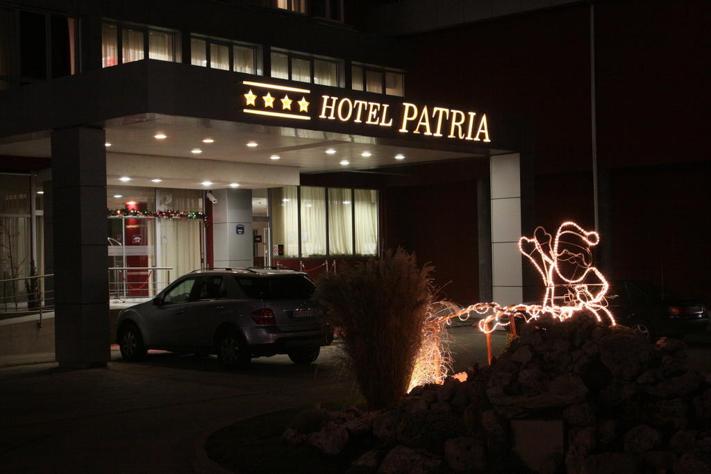 Hotel Patria Subotica Dış mekan fotoğraf